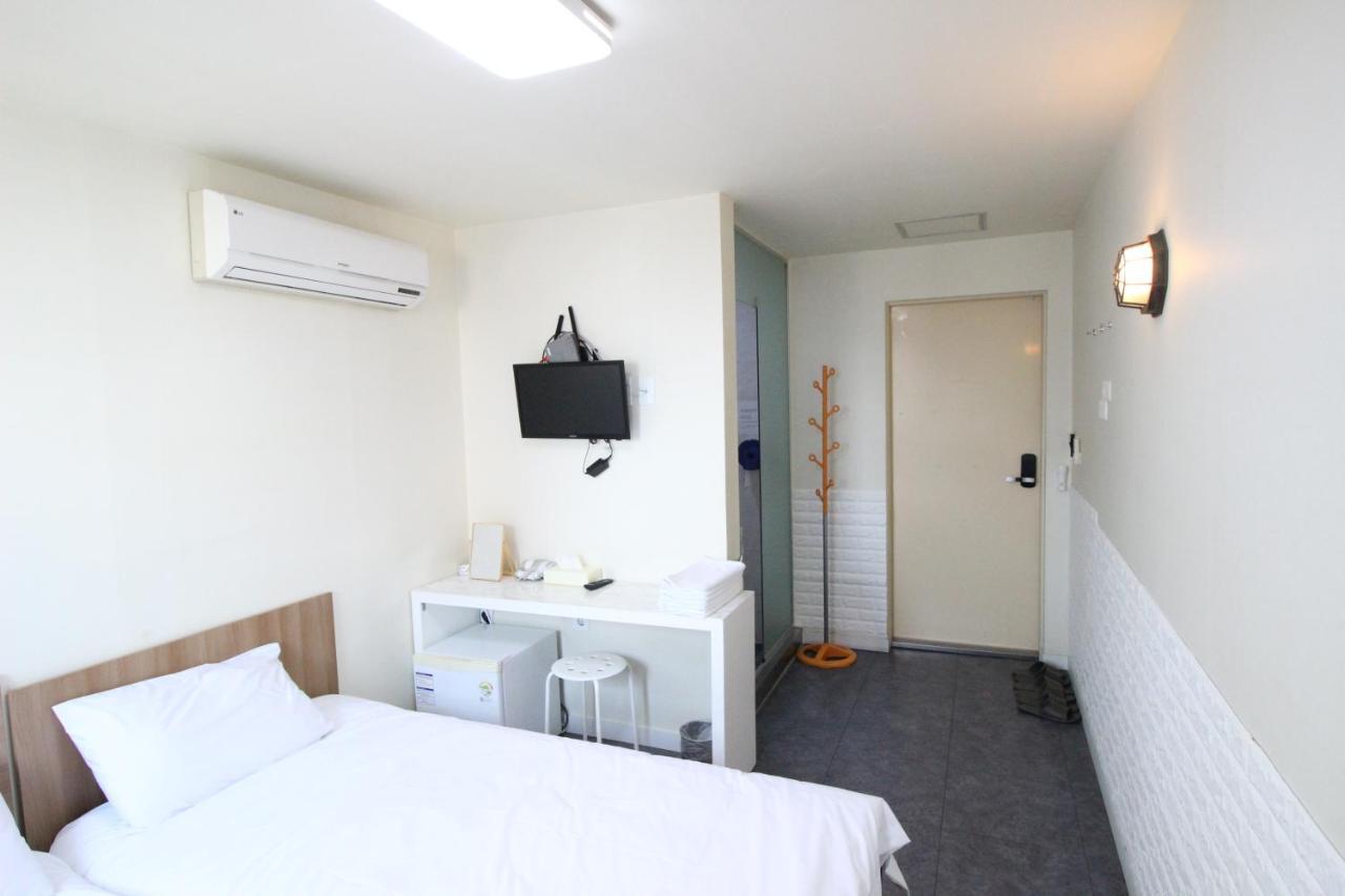 Hotel Ivory Сеул Экстерьер фото