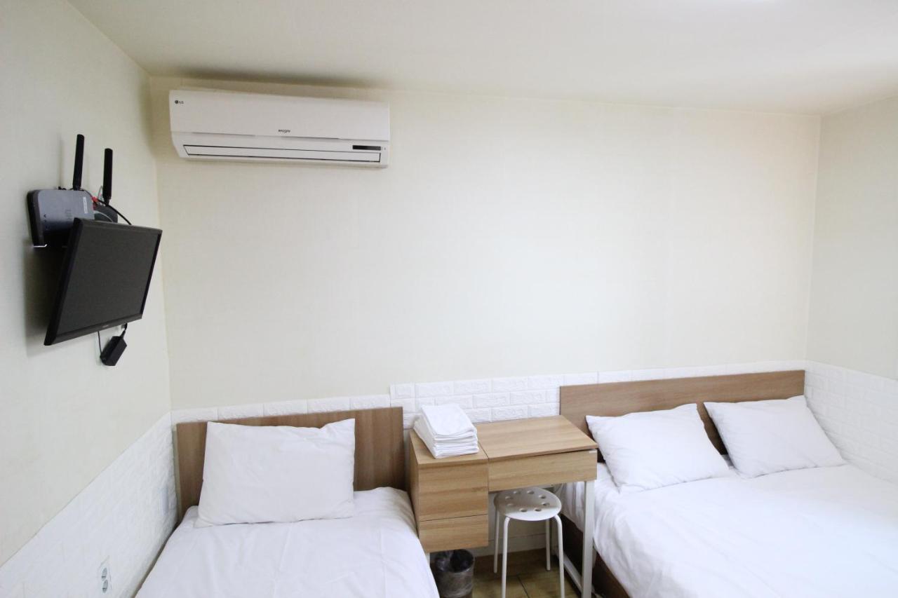 Hotel Ivory Сеул Экстерьер фото